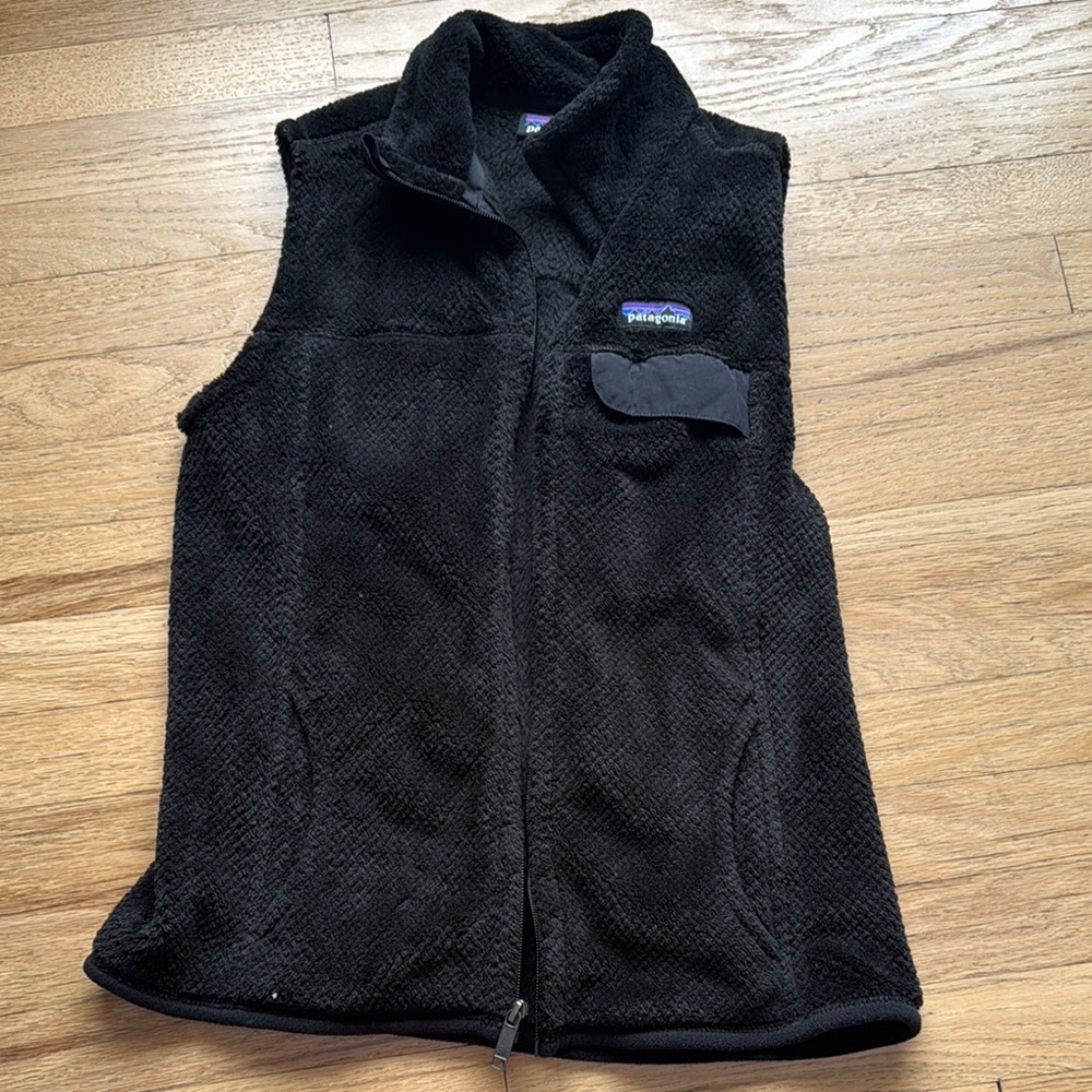 Women’s Patagonia Black Fleece Vest